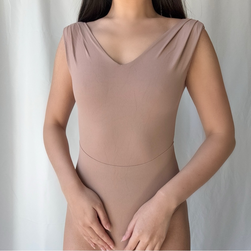 Ballet Rosa Nude Low Back Leotard - Picture 3 of 4